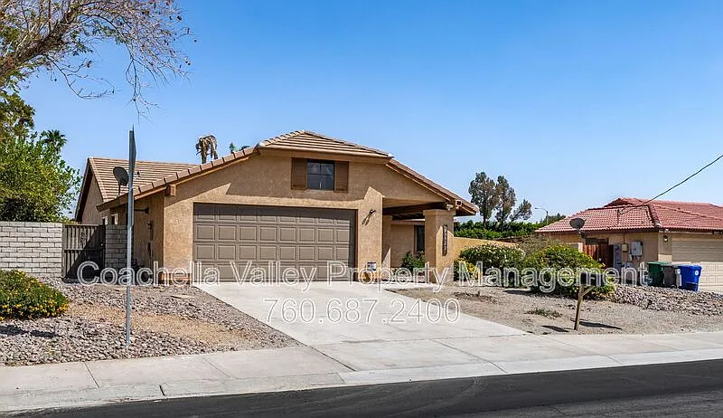 3 bed, 3.0 bath, 2080 sqft, $2,895 — Photo 3