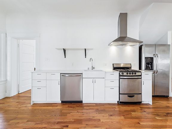 5th image of 1330 Kellam Ave #1328-1/2