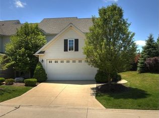 869 Wildberry Cir, Avon Lake, OH 44012