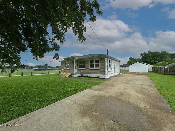 10301 Meadowview Dr, Louisville, KY 40272