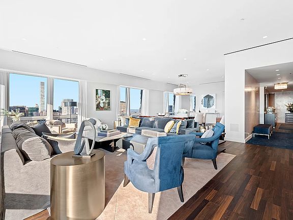 5th image of 400 5th Ave Penthouse 1N