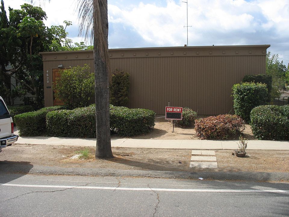 Street entrance to 6 unit building at 4620 4th St. La Mesa