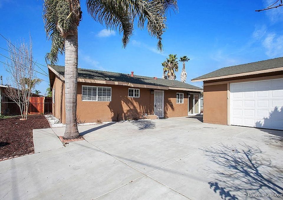 1st image of 3415 Sahara Pl