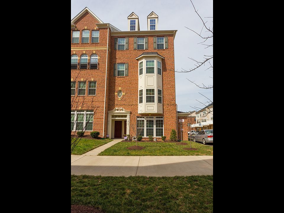 1st image of 15133 Leicestershire St