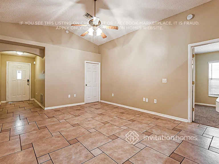 2912 Summer Winds Cir — Photo 4