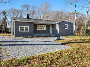 1475 Cox Neck Rd, Mattituck, NY 11952