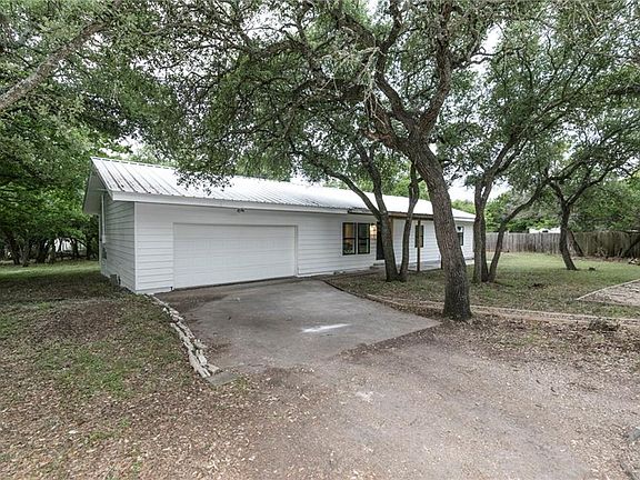 2nd image of 1704 Eagles Way