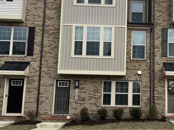 1202 Patuxent Greens Dr, Laurel, MD 20708