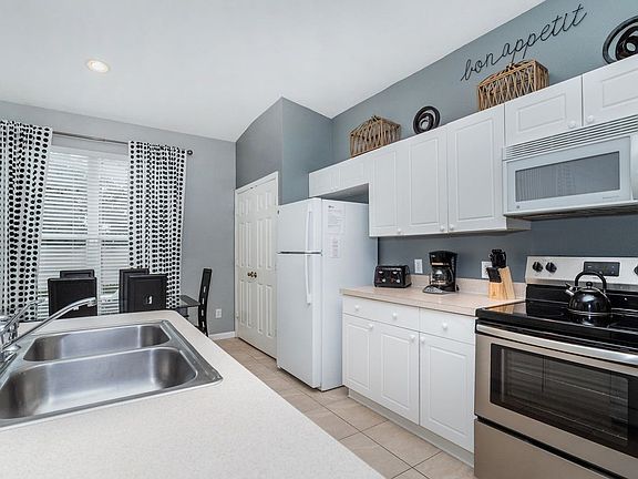 5th image of 8208 Fan Palm Way #Id1246677p