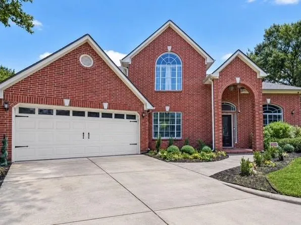 8802 Outview Ct, Houston, TX 77040