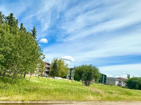 9825 99th Ave, Lac La Biche County, AB T0A 3Z0