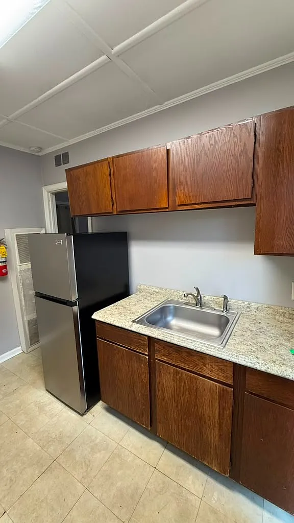1 bed, $1,650 — Photo 2
