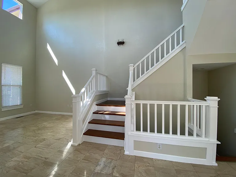 16449 Homestead Ct — Photo 4