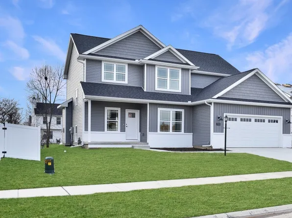 713 Cole Ln, Mahomet, IL 61853