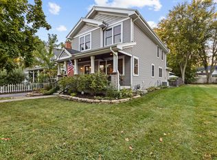 123 N Jefferson St, Batavia, IL 60510