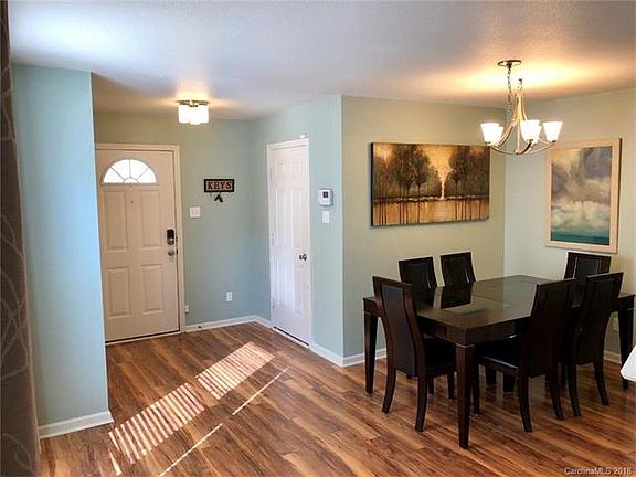 3rd image of 4552 Stone Mountain Dr