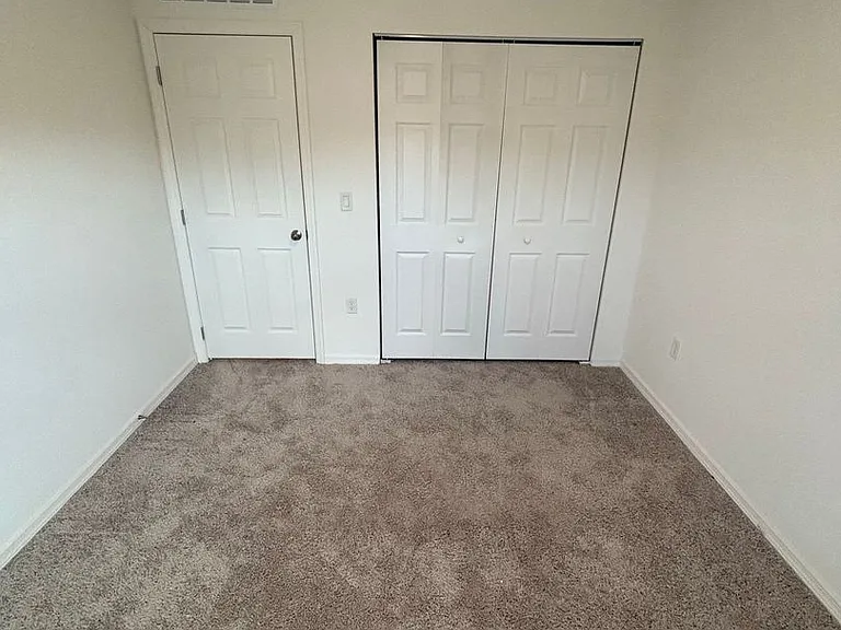 539 Finch Ct — Photo 14