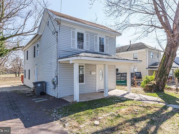 4th image of 617 Douglass Ave