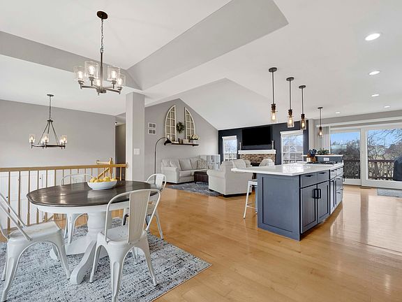5th image of 81 Parkside Ct