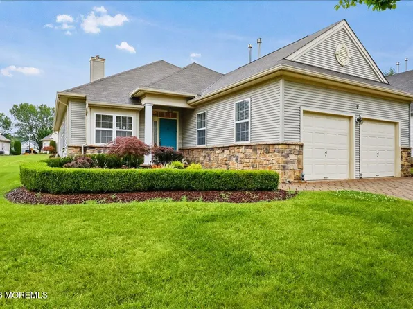 9 Derry Meeting Drive, Manalapan, NJ 07726