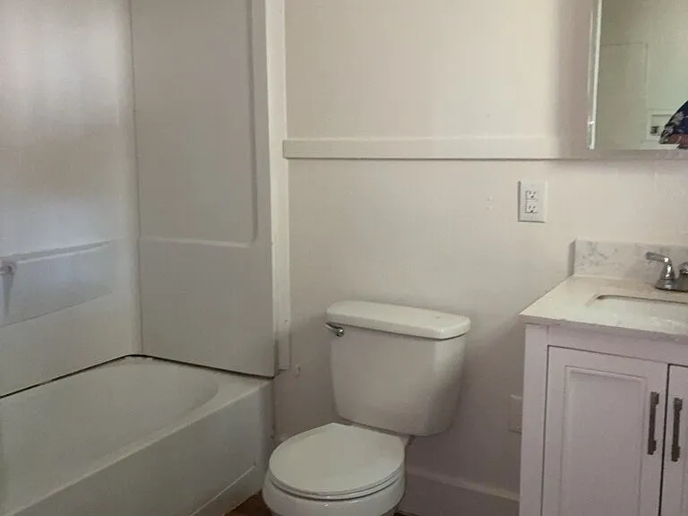 313 G St — Photo 15