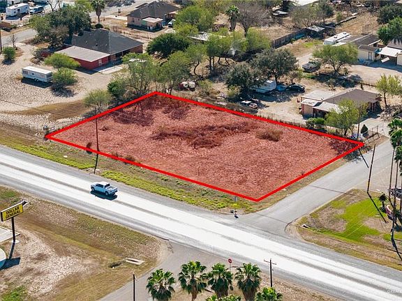 2nd image of 17928 Washington Palm Dr