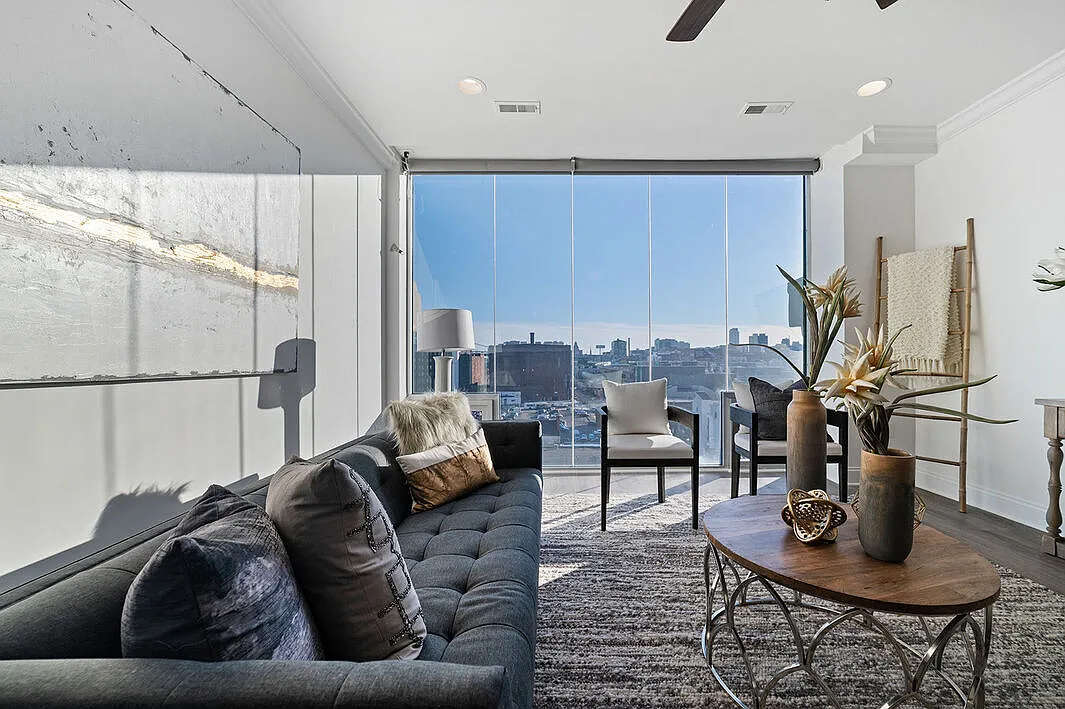 Residences at 1 Brown — Photo 3