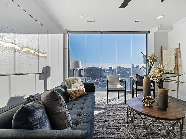 Residences at 1 Brown — Photo 3
