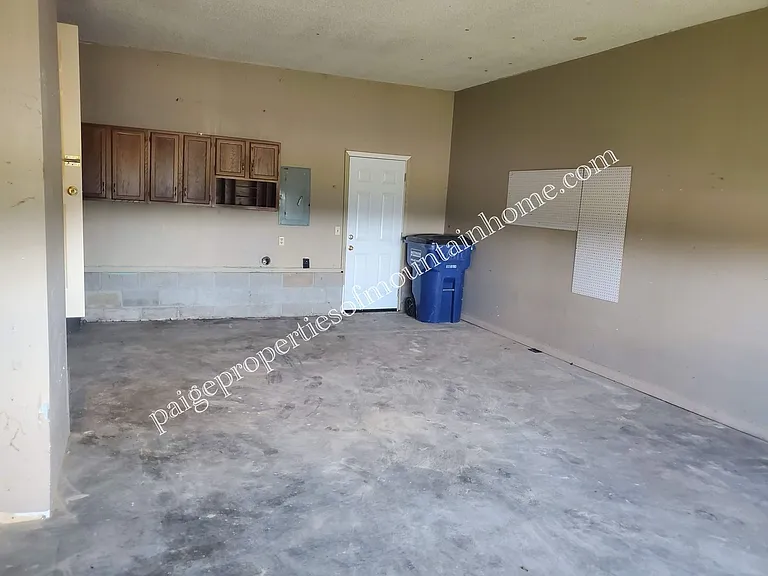 517 E 13th St #519 — Photo 2