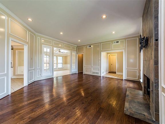 2nd image of 4409 Jenning Dr