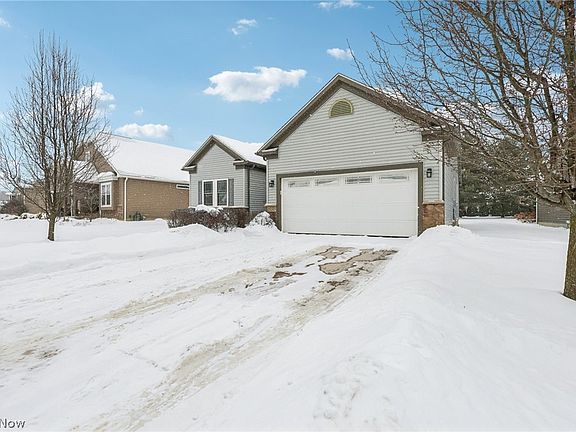 2nd image of 15143 Woodsong Dr