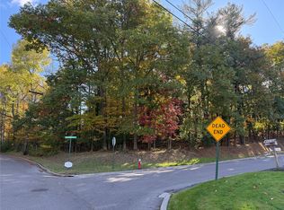 3253 Dogwood Dr, Binghamton, NY 13903