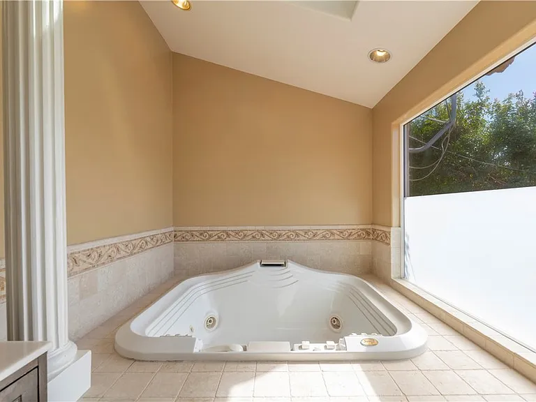 3259 Malcolm Ave — Photo 27