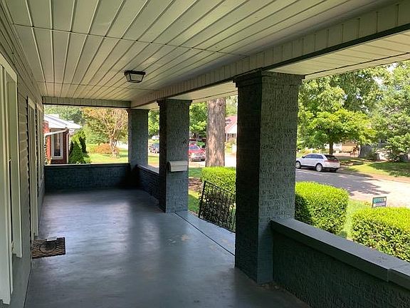 4th image of 733 S Norman Ave
