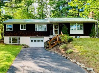 11 College Park Dr, Oneonta, NY 13820