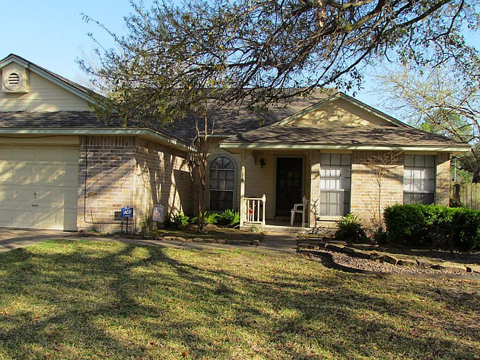 1st image of 15502 Meadow Village Dr