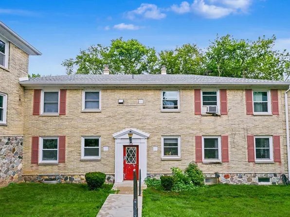 1323 E Randolph COURT #B, Milwaukee, WI 53212
