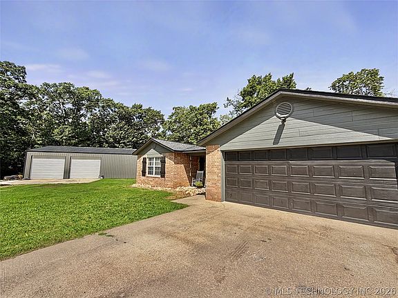 4th image of 25607 S Pin Oak Dr