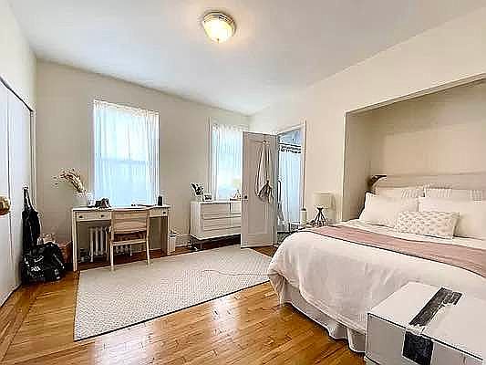 5th image of 508 W 112th St APT 8B