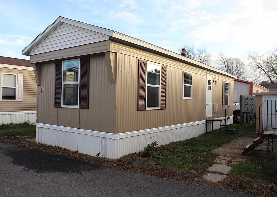 557 SW Cutoff 120, Worcester, MA 01607 Zillow