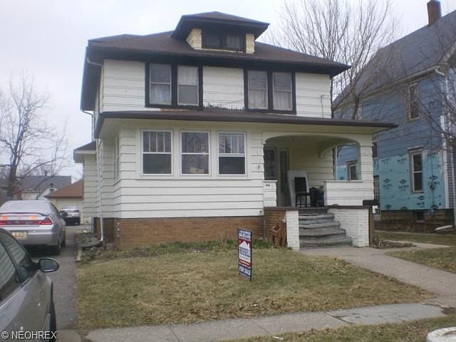 1st image of 1036 W 10th St