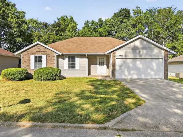 3821 S Leawood Avenue, Springfield, MO 65807