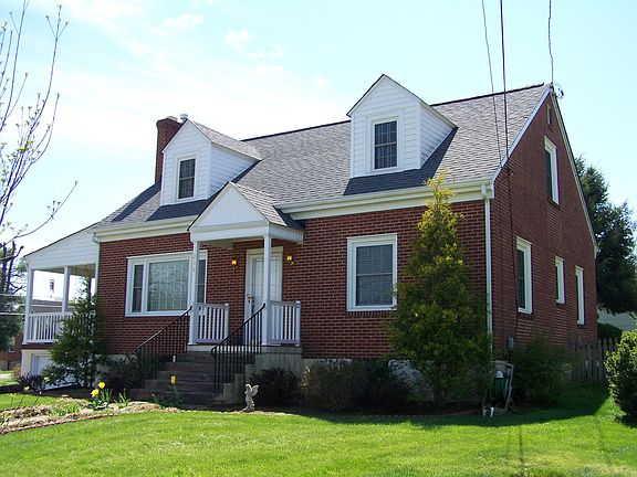 3rd image of 7302 Sunnybrook Dr