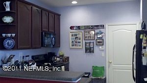 3rd image of 12275 Black Walnut Ct