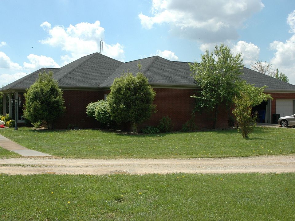 2nd image of 12468 Highway 136 E