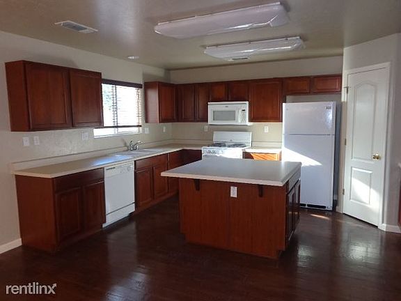 1836 N Barcus av 1st inspection 6-12-17 008