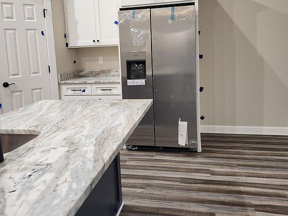 3rd image of 341 Diamondhead Dr