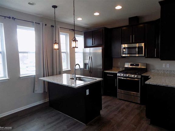 3rd image of 5946 Arban Dr