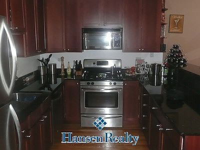2nd image of 4101 N Sheridan Rd APT 3S