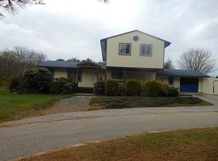 118 Brook Farm Rd S, South Kingstown, RI 02879
